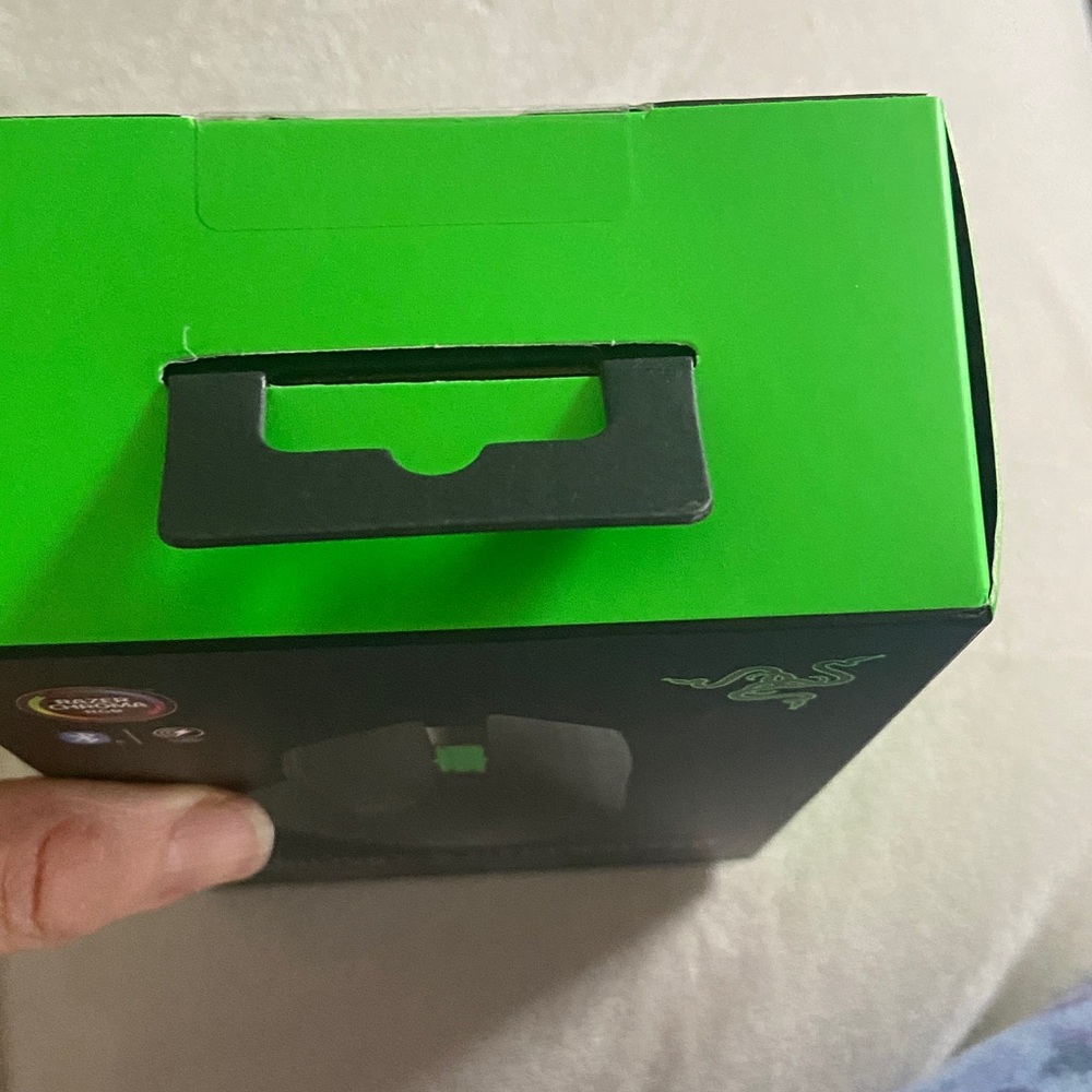 Razer Basilisk V3 X Hyperspeed Wireless Gaming Mouse - Black with Green Accent - Picture 6 of 6